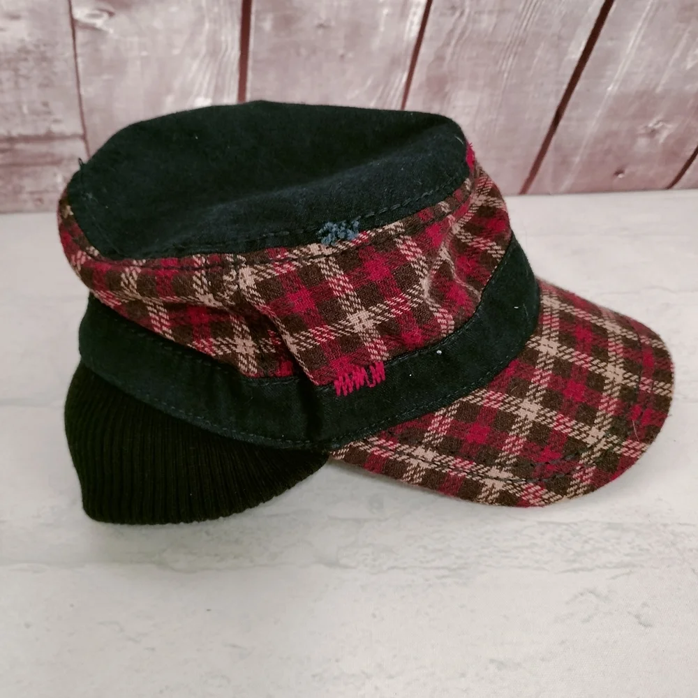 Daniel Cremieux Black Polyester Wool Blend Cap